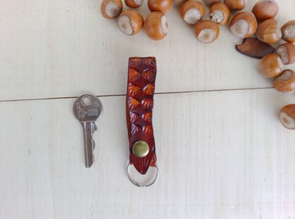 Skórzany brelok na klucze Wąż