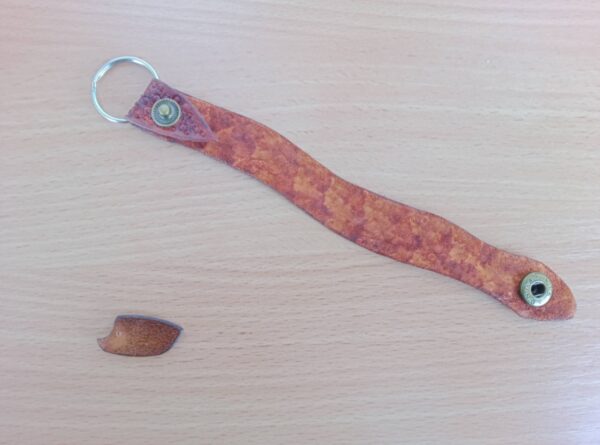 Tył brelok do kluczy Smoczy wąż